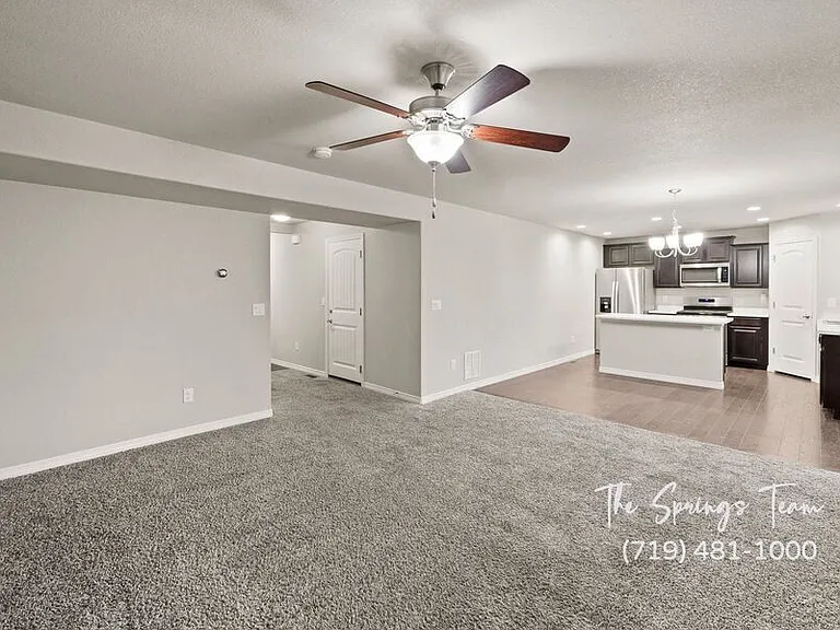 10957 Matta Dr — Photo 8