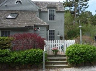 24 Hyannis Point Rd, Mashpee, MA 02649