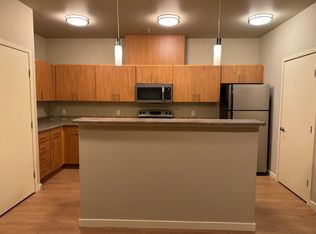 947 Discovery Cir NE UNIT 101, Issaquah, WA 98029