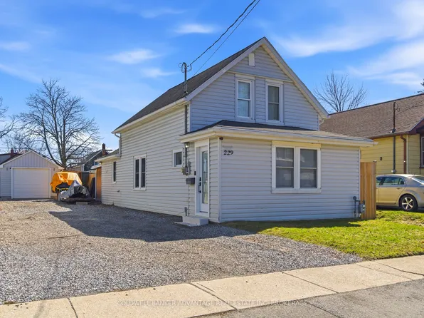 229 Chaffey St, Welland, ON L3B 2Y7