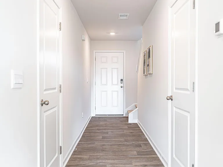 205 Maddox Dr — Photo 11