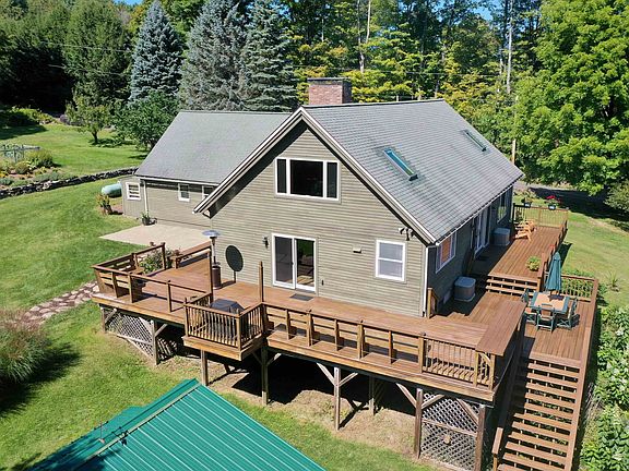 3rd image of 1778 Goulden Ridge Road
