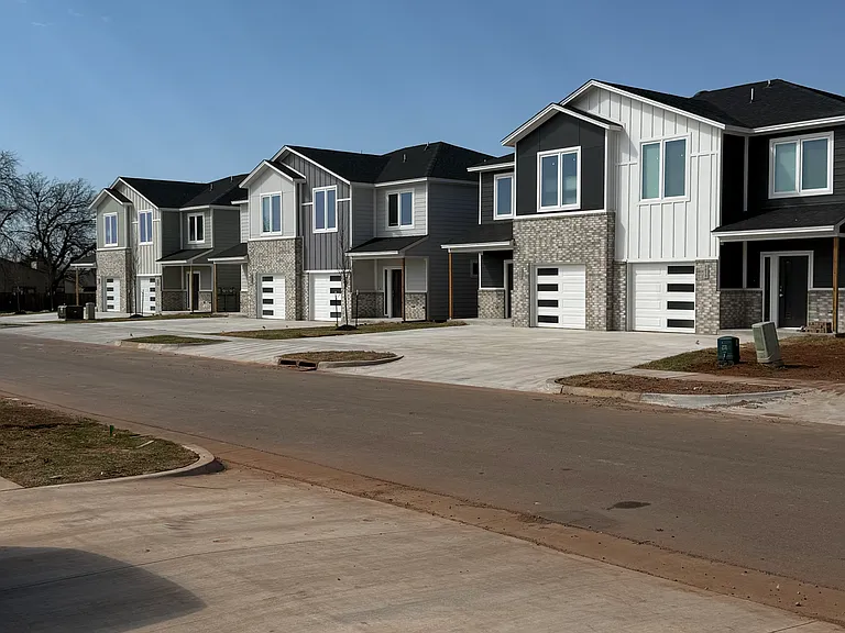 949 Prestige Pl — Photo 3