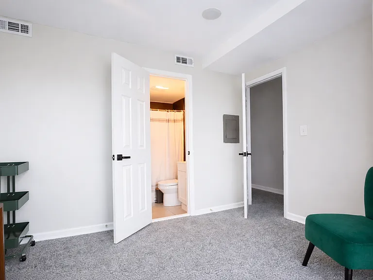 2311 Maryland Ave #B — Photo 33
