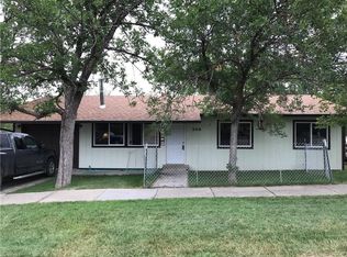 306 4th St W, Roundup, MT 59072