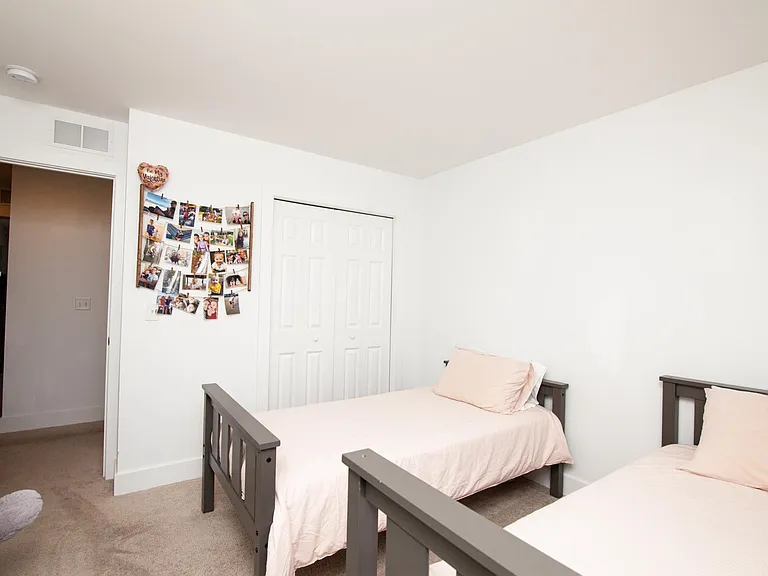 313 Estate Dr — Photo 9