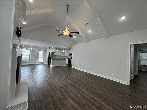 4th image of 109 Abbington Blvd