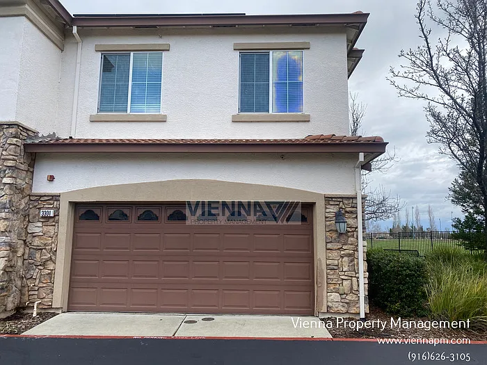3301 Leiper Loop — Photo 2