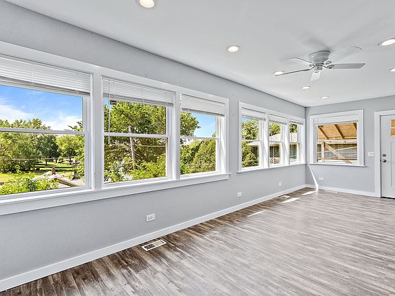 5th image of 24921 W Forest Dr