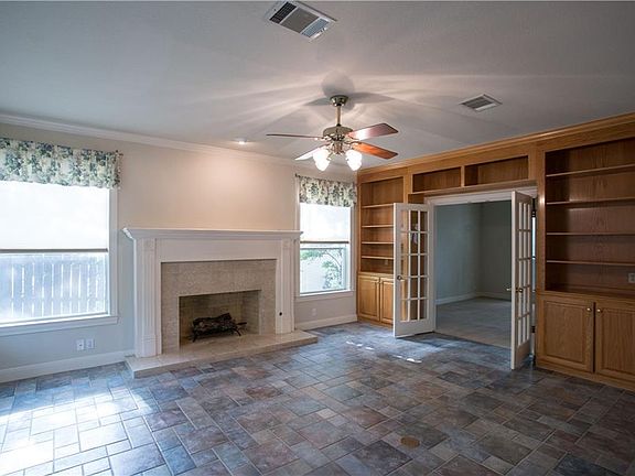 3rd image of 5929 Cape Coral Dr