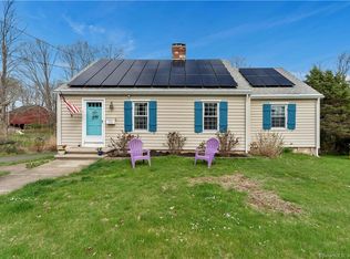 330 Boston St, Guilford, CT 06437