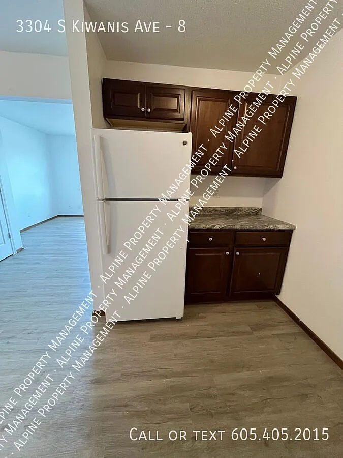 Newly Renovated 2 Bed/1 Bath For Rent! — Photo 4