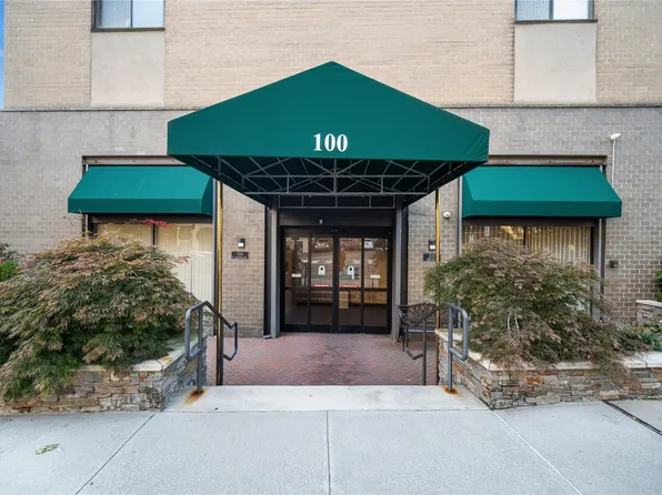 100 E Hartsdale Avenue #4FW, Hartsdale, NY 10530