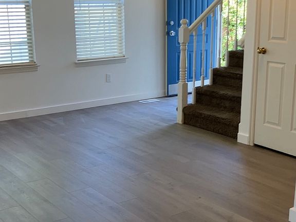 4th image of 1253 E Freshman Cir