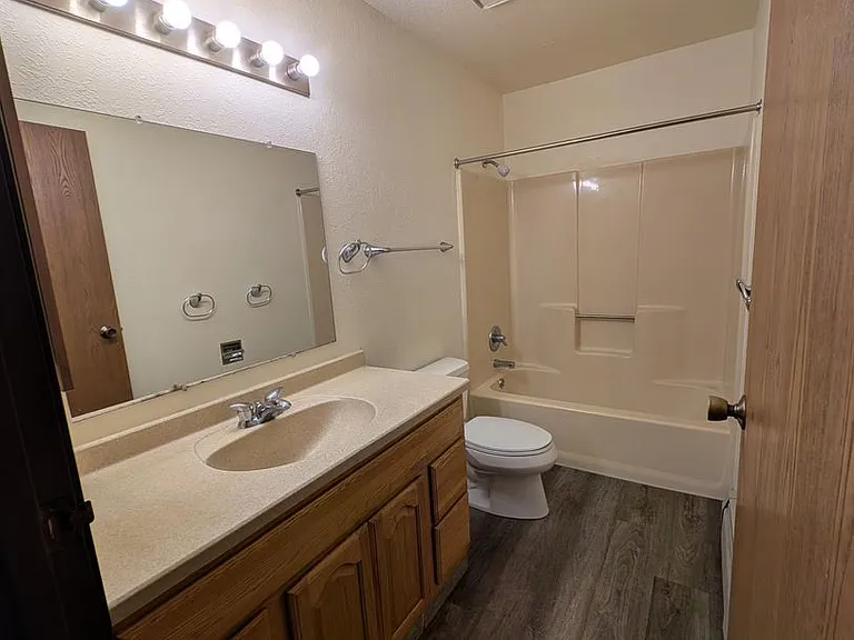 Fox River Bluff — Photo 47