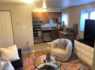 195 Dell Ave APT 403, Pittsburgh, PA 15216