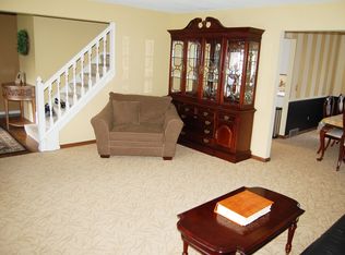 3644 Fairwood Dr, Sylvania, OH 43560