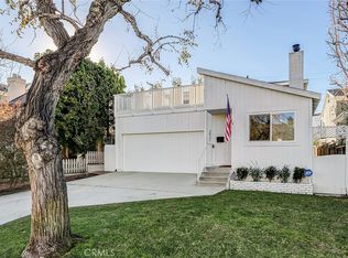 2921 N Poinsettia Ave, Manhattan Beach, CA 90266