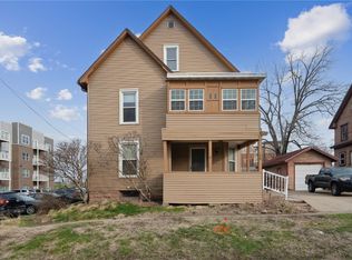 210 7th Ave SW, Cedar Rapids, IA 52404