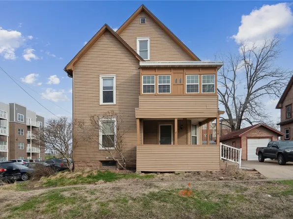 210 7th Ave SW, Cedar Rapids, IA 52404