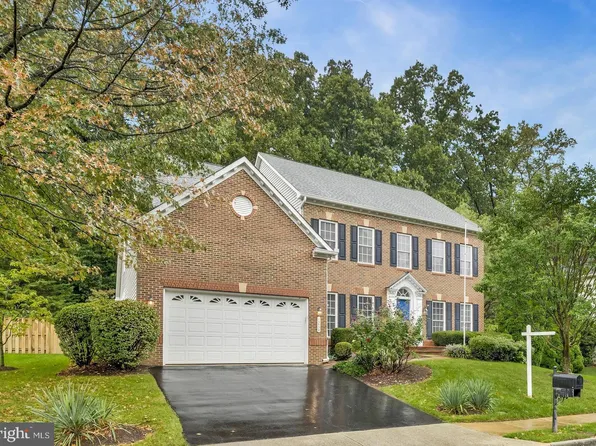 13032 Dunhill Dr, Fairfax, VA 22030