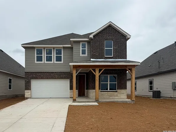 145 Yale St, Seguin, TX 78155