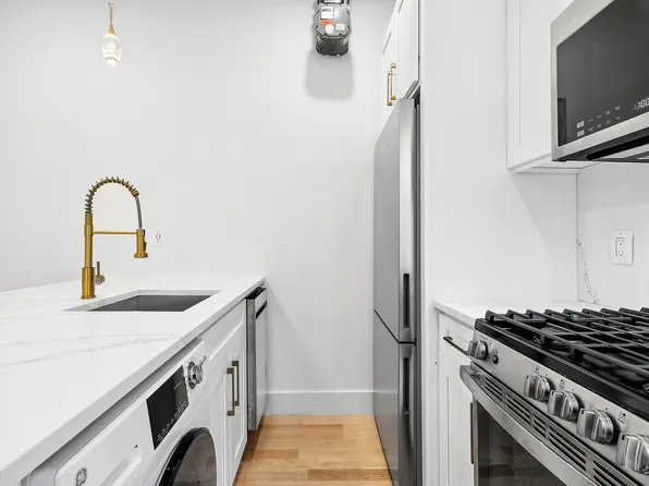 204 West 96th Street image 5 of 6