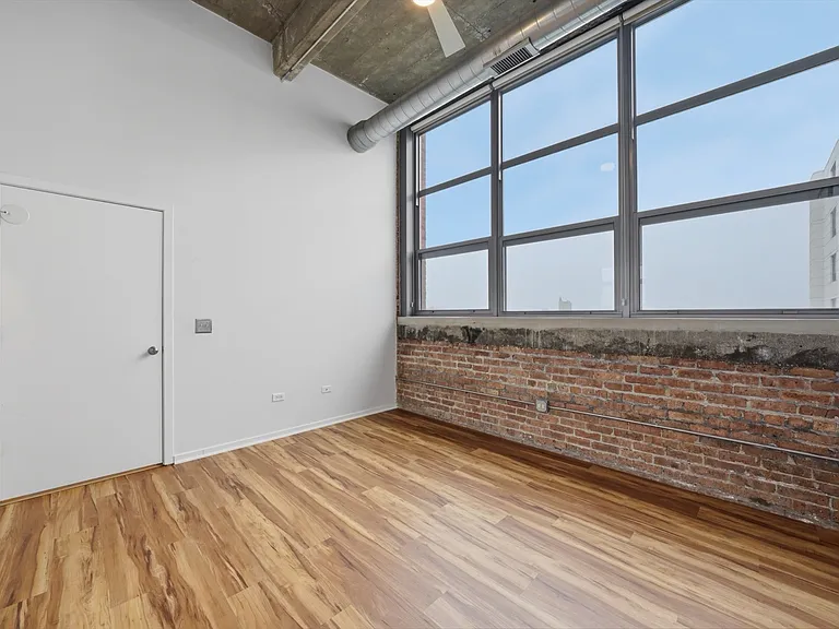 1735 N Paulina St #611 — Photo 24