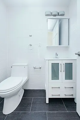 Rented by Nooklyn NYC LLC | media 62