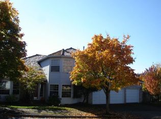 5772 Bay Creek Dr, Lake Oswego, OR 97035