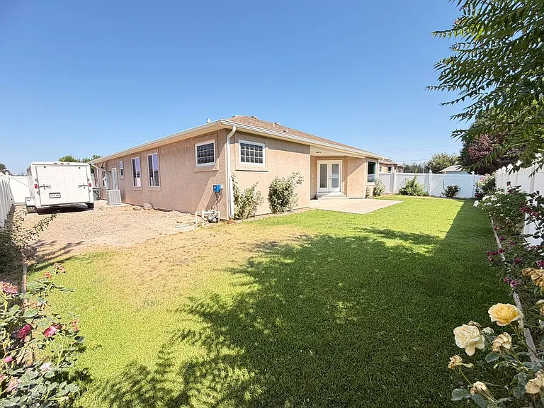 646 Cortney Way — Photo 27