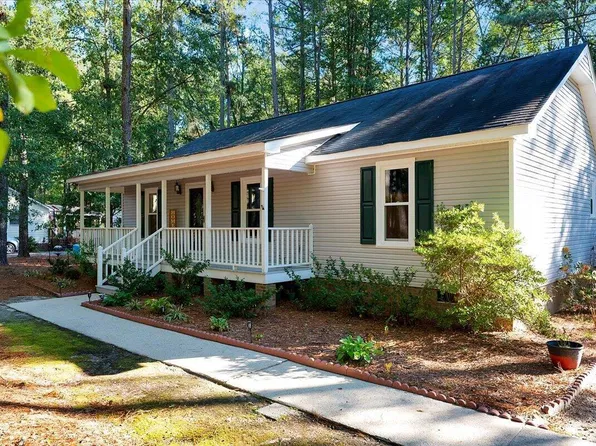 113 Plantation Rd, Clayton, NC 27520