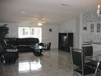 2nd image of 14213 De Luna St