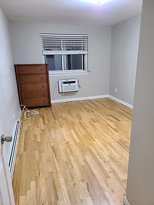 Rented by Astoria Park Realty Group Inc | media 8