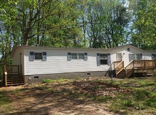 66 Brecks Ln, Farmville, VA 23901