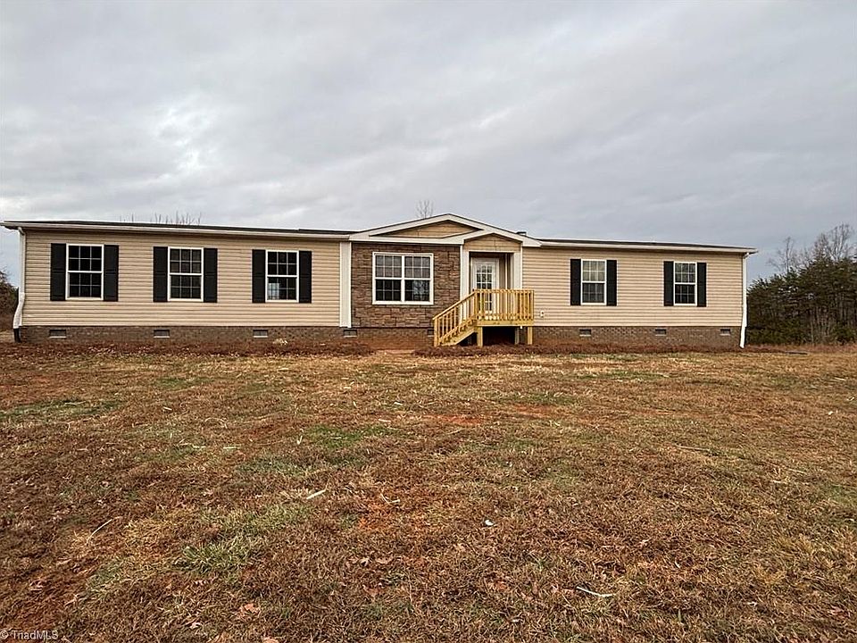 1st image of 522 Stephens Rd