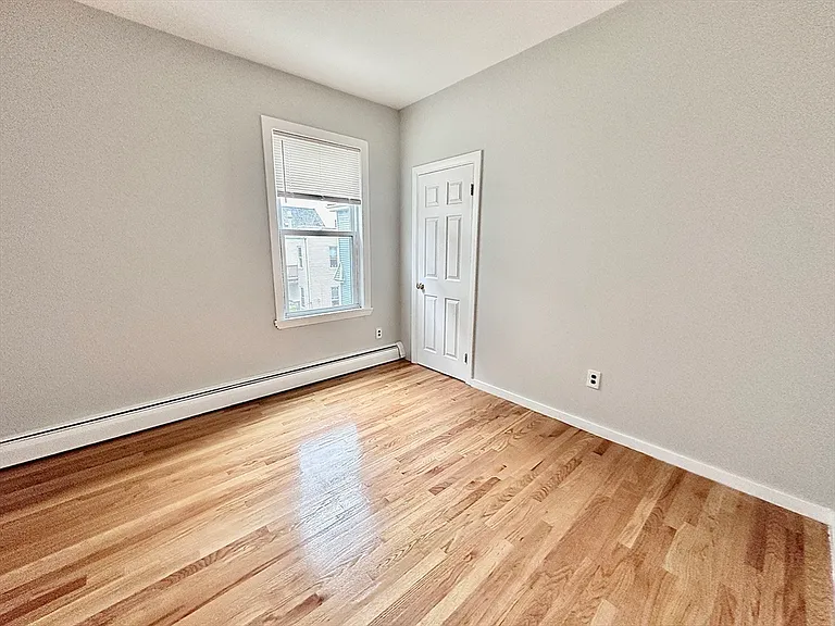 5 Buckley Ave #3 — Photo 10
