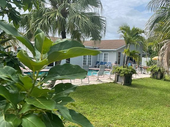 4th image of 22035 SW 58th Avenue SW