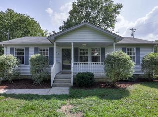 102 Wortham Ct, La Vergne, TN 37086