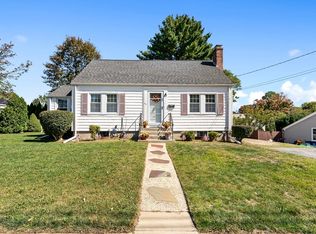 85 Oak St, Stoneham, MA 02180