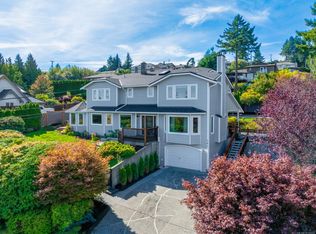 392 Carnegie St, Campbell River, BC V9W2J5