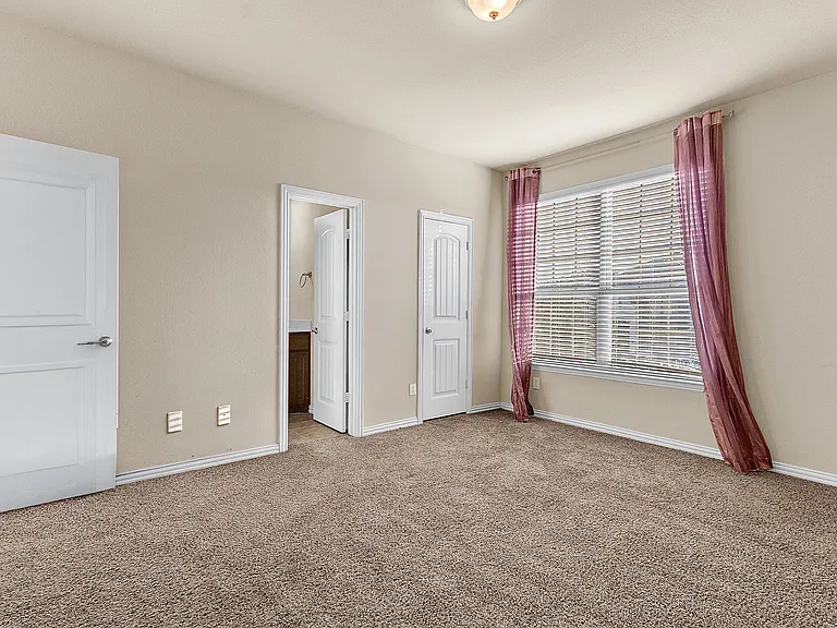 12836 Palancar Dr — Photo 28