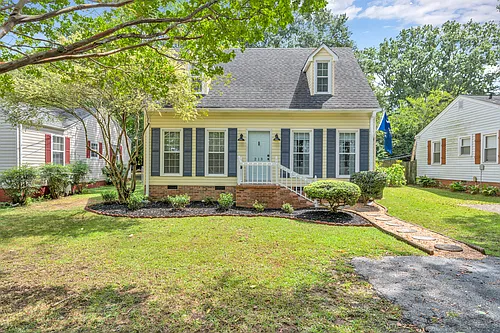 213 Landwood Ave Photo 1