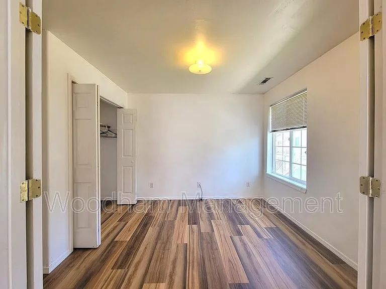 3026 W Villard St #F — Photo 11