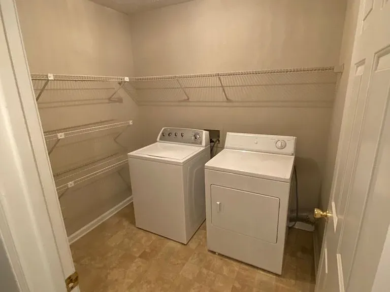 1405 Glenfield Dr — Photo 12