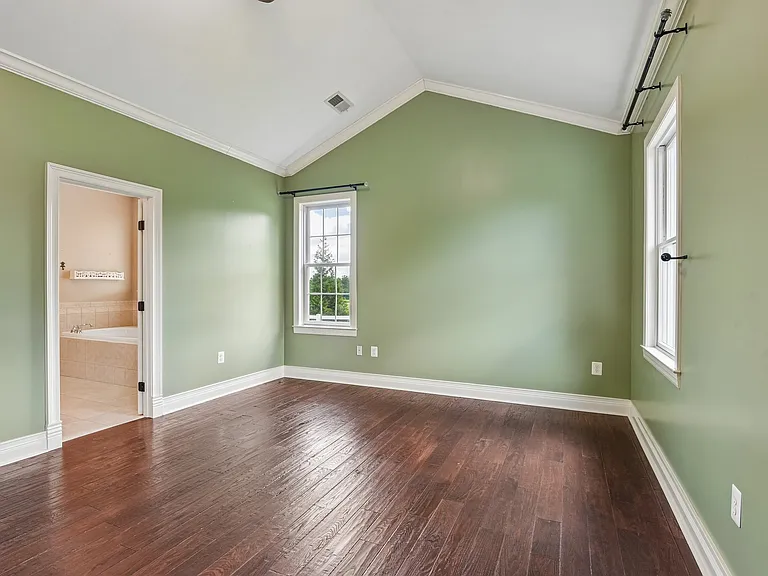 1097 Underwood Rd — Photo 31