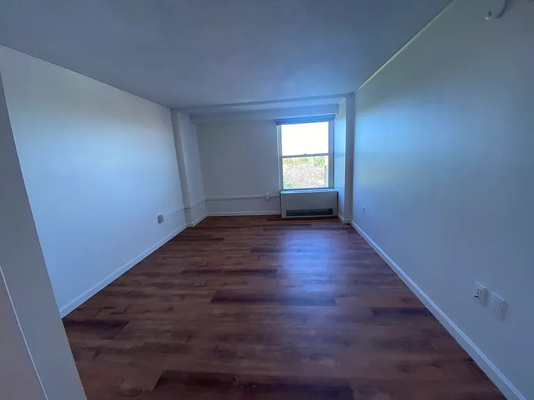 281 Harvard St #21 — Photo 5