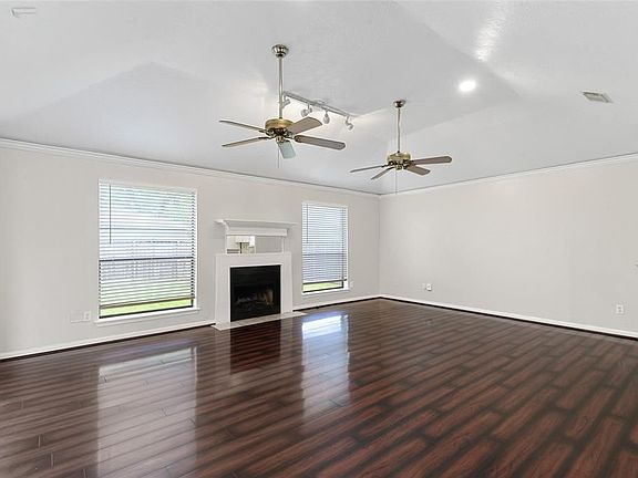 2nd image of 21302 Park Bend Dr