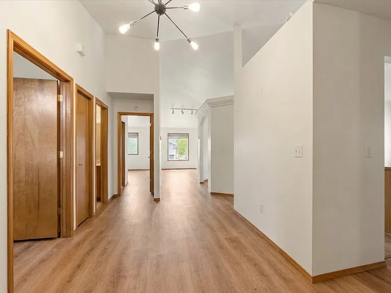 8703 N Farmdale St #8703 — Photo 8