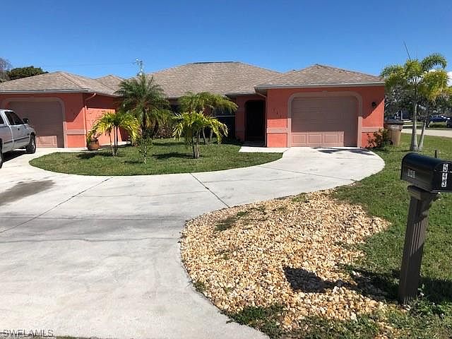 1st image of 543 SE 6th Pl